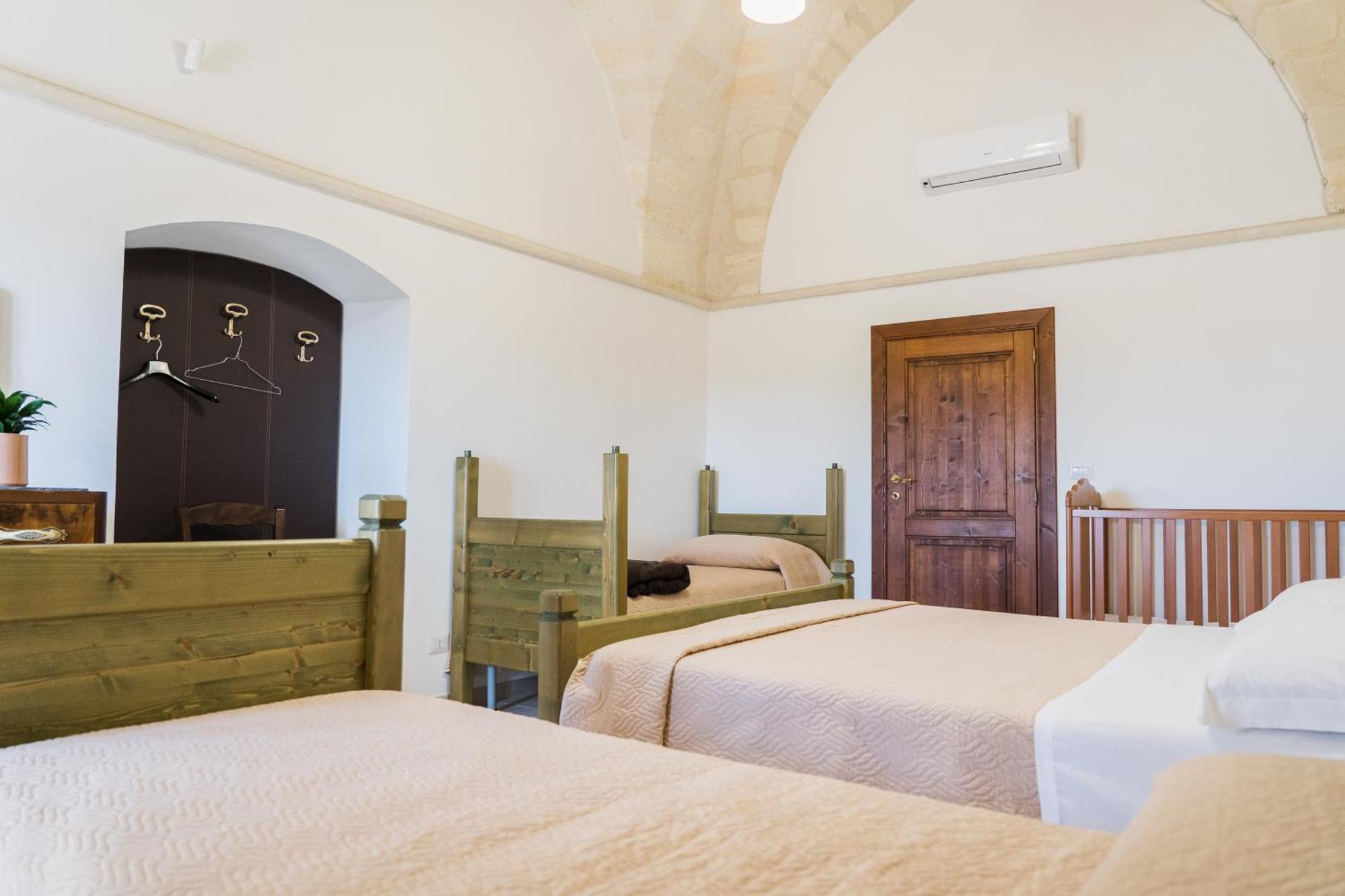 San Leonardo - Aparthotel Laterza Bagian luar foto